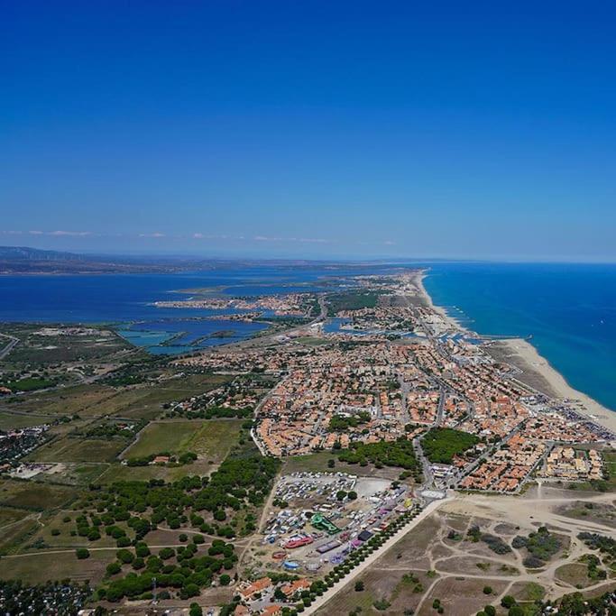 T3 - Parking - Plage / 6 Personnes Ле Баркарес Экстерьер фото